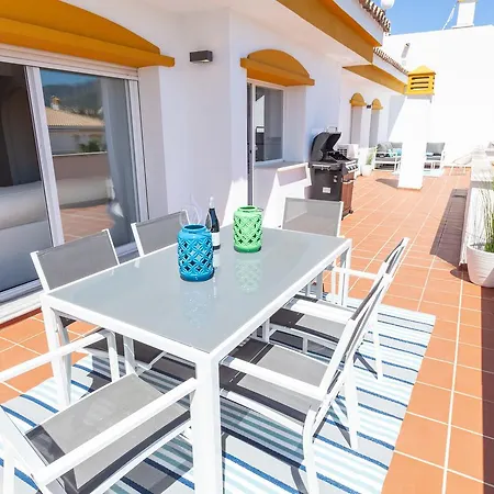 Dama De Noche Penthouse Petfriendly Марбелья